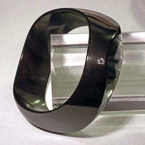 Vintage wavy black acrylic resin bangle bracelet retro plastic curved chunky